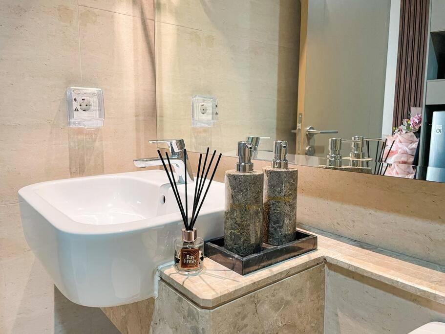 Appartement Luxurious La Luna At Gold Coast Sea View Jakarta
