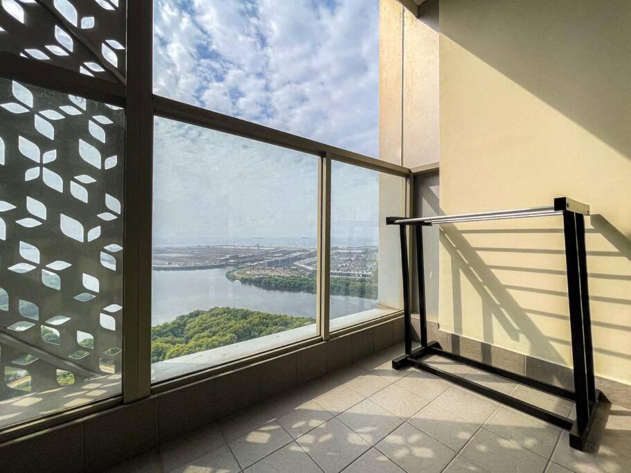 Luxurious La Luna At Gold Coast Sea View *